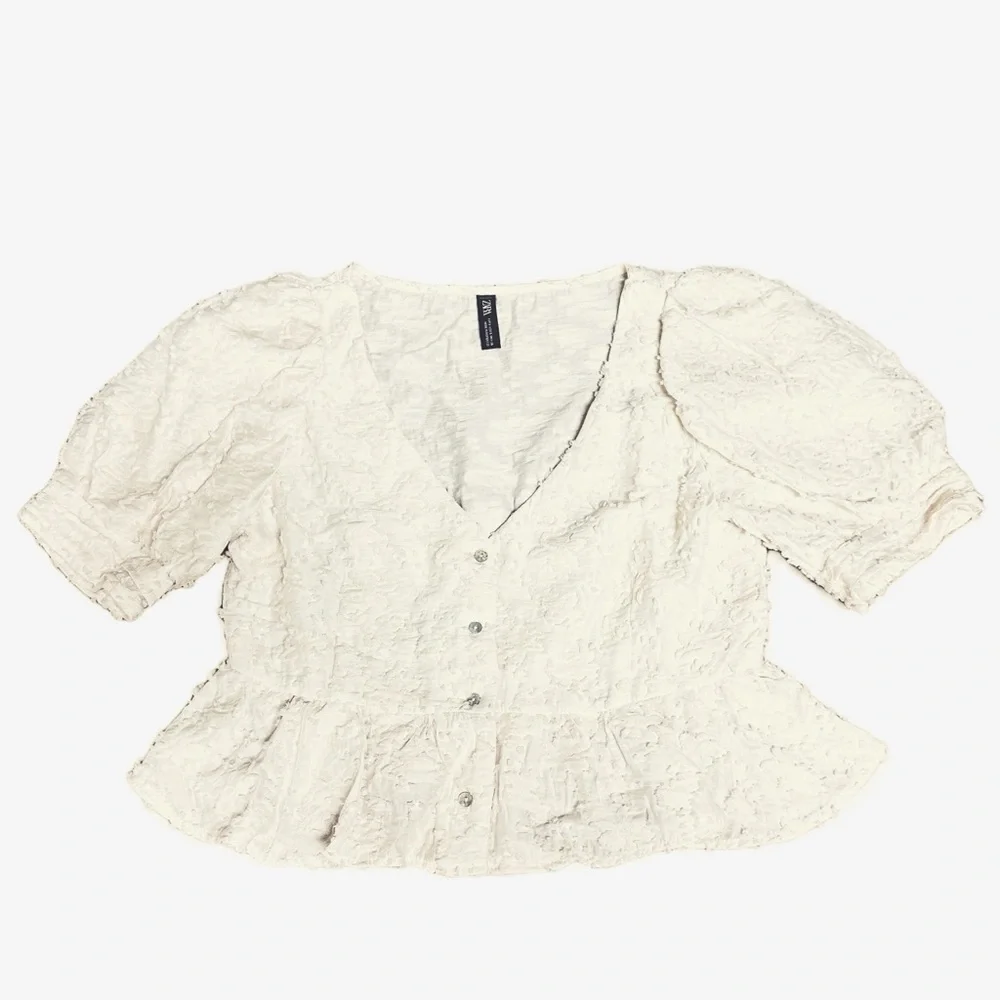 Zara chic feminine